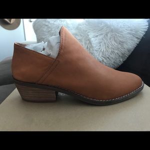tan booties
